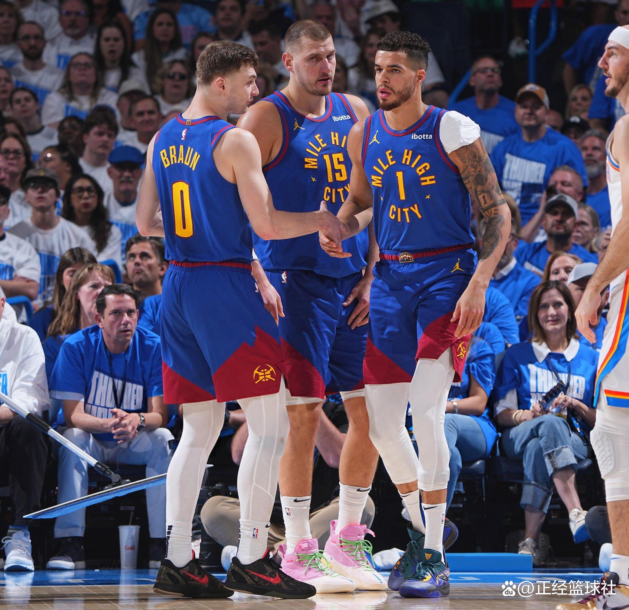 为纪念马拉多纳去世五周年，巴塞罗那阿根廷领事馆举办艺术展（阿根廷驻巴塞罗那领事馆举办艺术展纪念马拉多纳逝世五周年）