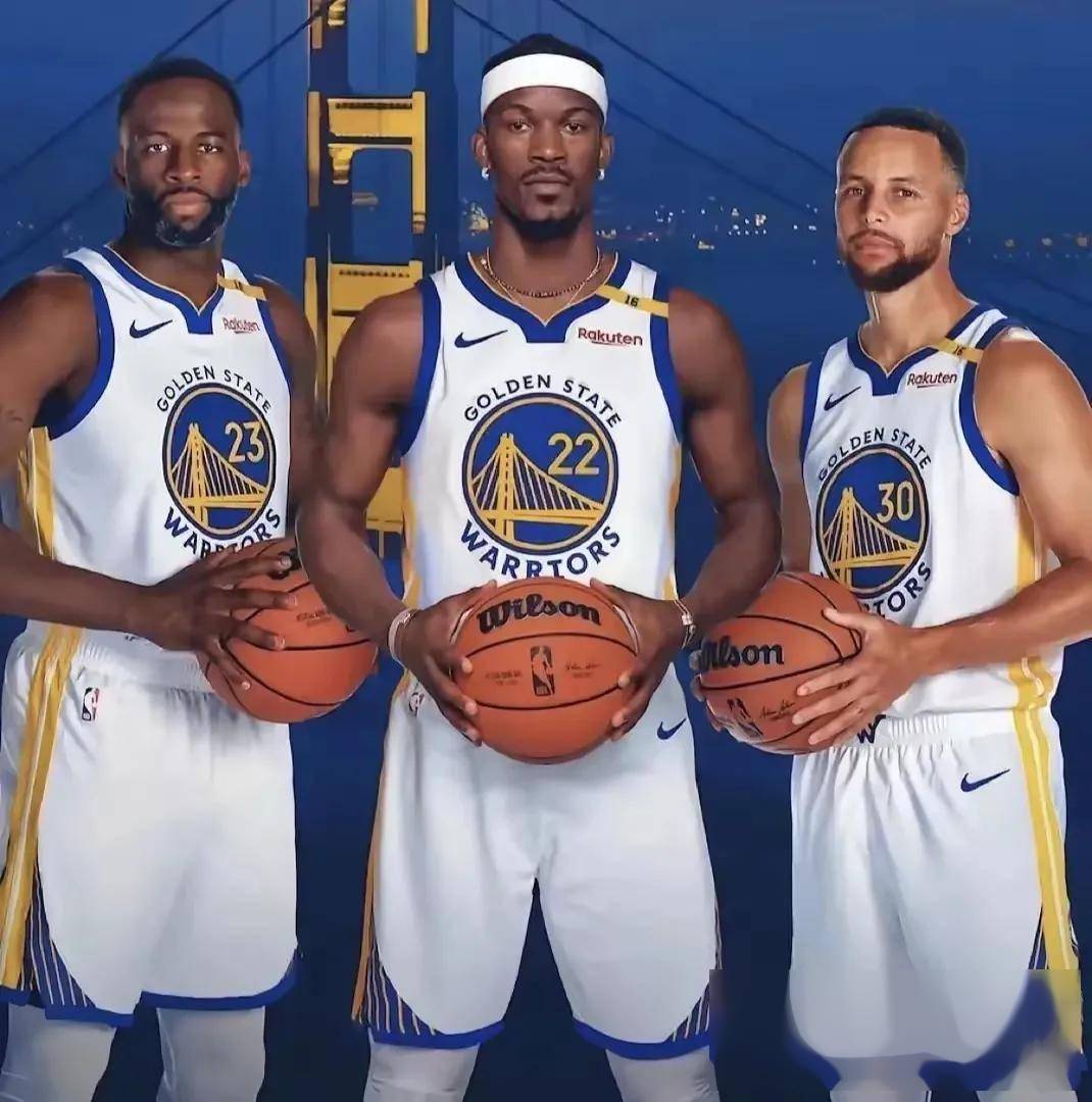 孔帕尼：不关注本菲卡与格雷罗的传闻，任何转会只会内部讨论（孔帕尼：不理会本菲卡、格雷罗传闻，转会议题只在内部讨论）