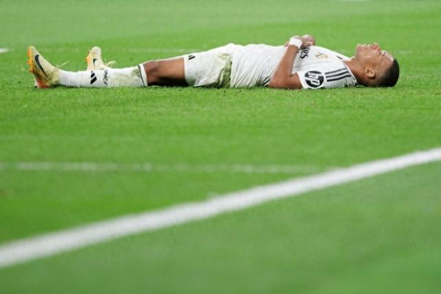 五人制足球队！麦迪逊夫妇官宣第二对双胞胎诞生，已育五娃（五人制阵容成型！麦迪逊夫妇官宣喜迎第二对双胞胎，已是五娃爸妈）