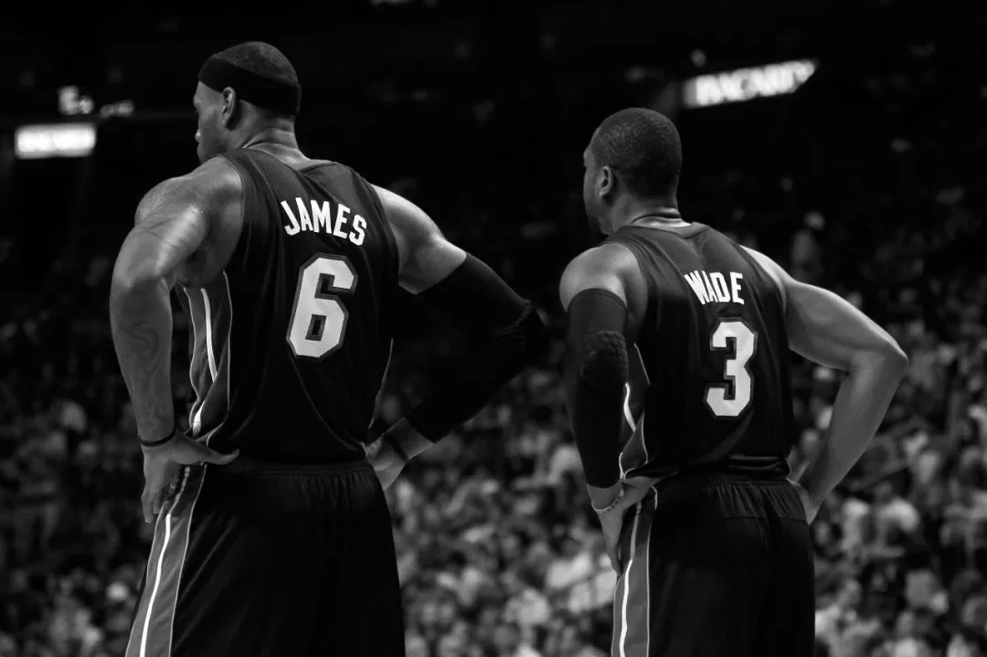 跟队：米兰不太可能在一月运作莱万，但他是夏窗的理想人选（随队记者：米兰冬窗难签莱万，夏窗仍视其为理想目标）