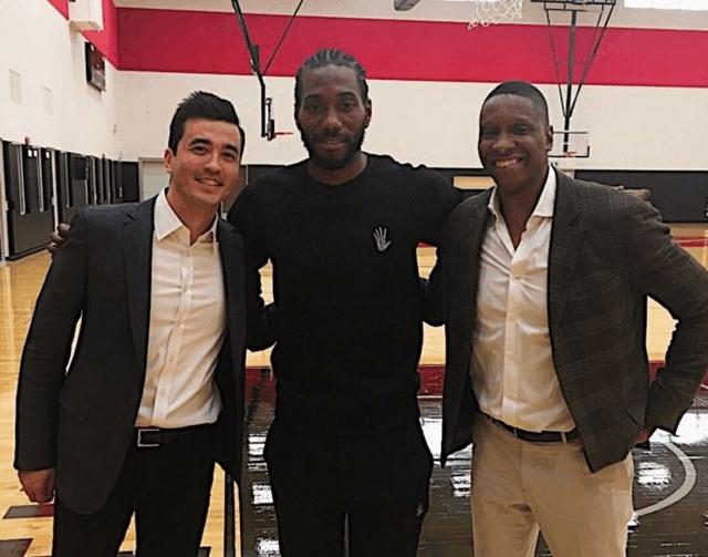 世界杯预热海报里没有C罗遭质疑，FIFA删除原海报改“怀旧”（世界杯预热海报未见C罗惹争议，FIFA删帖改推“怀旧版”）