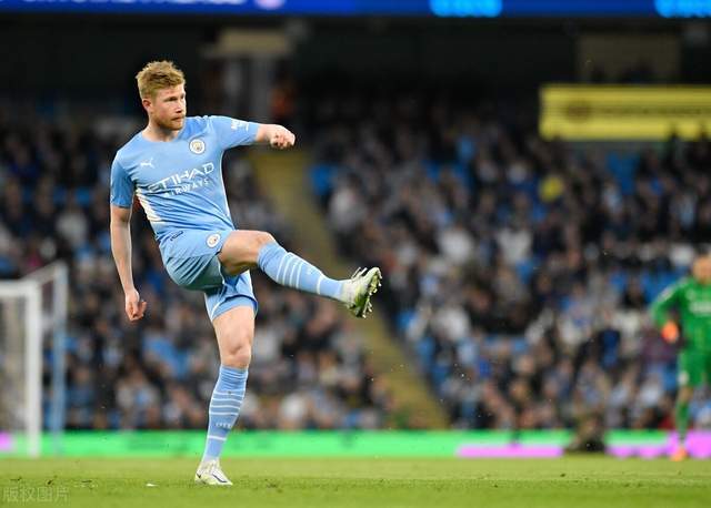 体总：占旭刚任举重摔跤柔道中心主任，王励勤任乒羽中心副主任（体育总局任命：占旭刚出任举摔柔中心主任，王励勤任乒羽中心副主任）