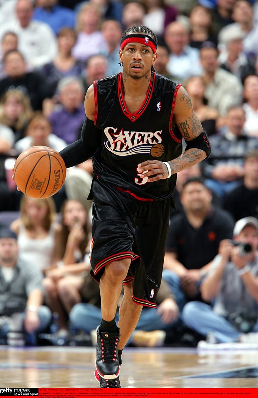 予取予求！亨特反击暴扣 半节7中5独得10分帮助江苏占据主动（状态火热！亨特快攻暴扣 半节7投5中砍10分助江苏抢得先机）