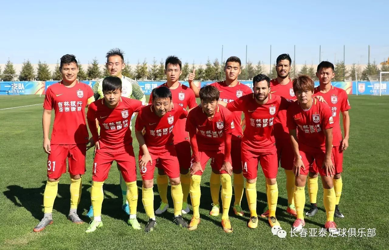 托恩：卡尔的比赛风格与梅西类似，他有望入选德国世界杯阵容（托恩称卡尔踢法神似梅西，有望跻身德国队世界杯名单）