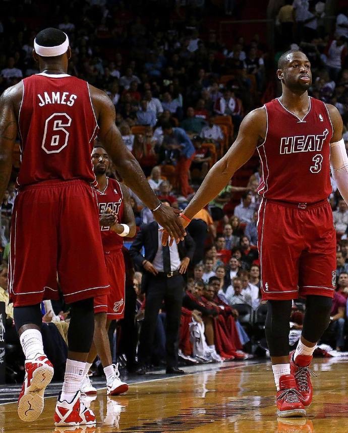 天津vs同曦前瞻：郭昊文PK林庭谦，天津能否取得赛季首胜？（CBA前瞻：天津迎战同曦，郭昊文对垒林庭谦，津门队能否迎来赛季首胜？）