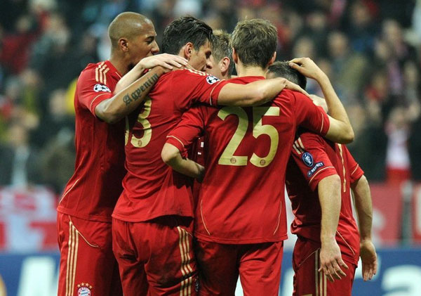 NBA焦点战：篮网客场逆转雄鹿,（NBA重磅对决：篮网客场逆转击败雄鹿）