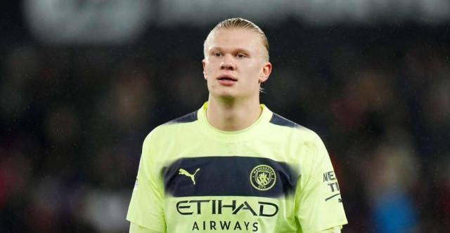 格外耀眼，百度地图APP搜“泰州”会出现“泰州总冠军”字样（在百度地图APP搜索“泰州”将出现“泰州总冠军”字样，格外醒目）