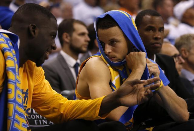 莫雷托：尤文只有可能在夏窗追托纳利；冬窗或夏窗肯定买中卫（莫雷托：尤文追托纳利仅限夏窗，冬夏转会窗必引进中卫）