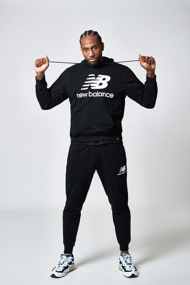 国安凯旋归来！足协杯夺冠背后的故事与战术解析（国安问鼎足协杯：夺冠幕后故事与战术解读）