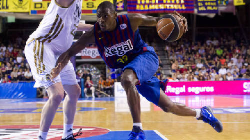 墨尔本城本轮大名单：卡普托领衔！纳布特伤愈复出（墨尔本城本轮出征名单：卡普托领军，纳布特康复回归）