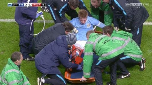 邮报：球迷必须花10镑，才能在纽约球迷区的大屏幕上看世界杯（邮报：纽约球迷区大屏看世界杯需付10英镑）