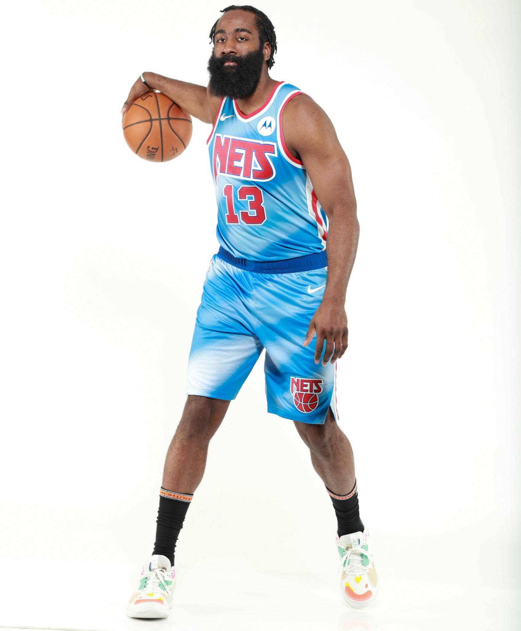 泰山功勋外援罗麦多重回省体，他曾在99年帮助球队夺得双冠王（曾在1999年助泰山加冕双冠的功勋外援罗麦多重返省体）