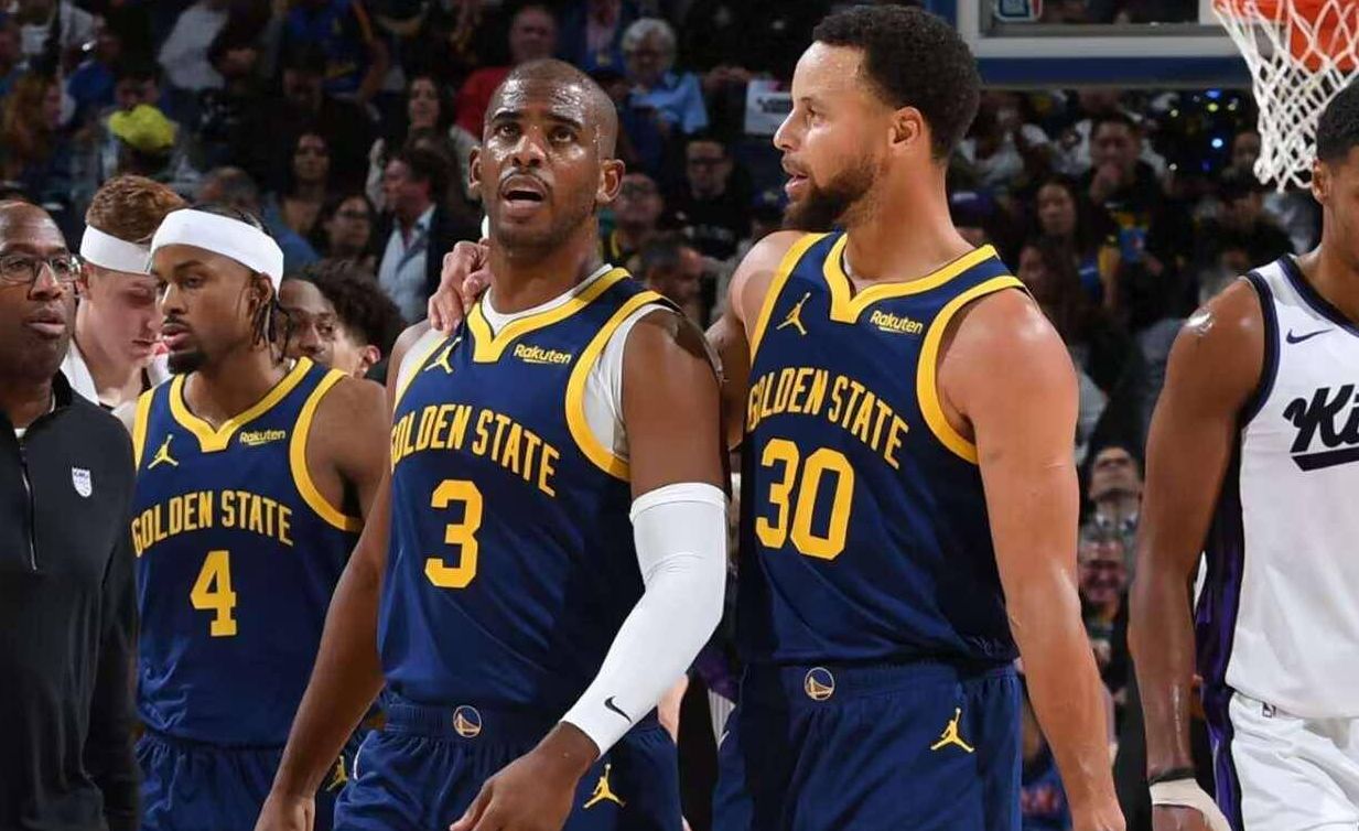 东契奇三双再升级打破联盟纪录（东契奇再攀三双新高，刷新联盟纪录）