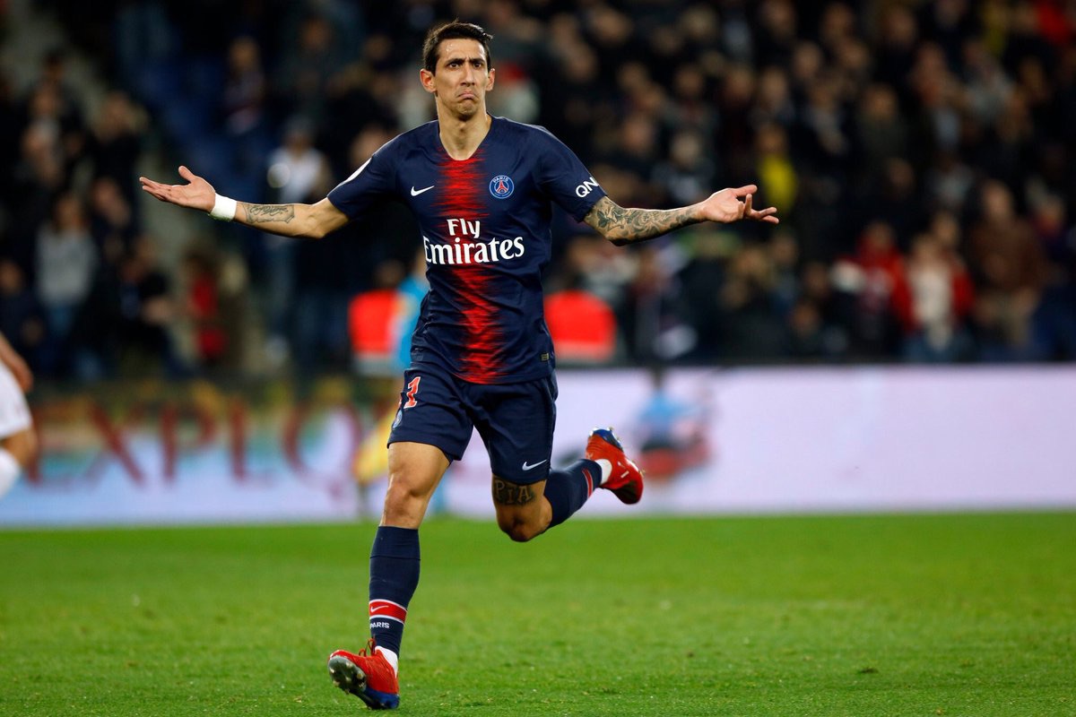 哈珀：赛季初的时候我总是犹豫&总觉得自己是新秀 现在更加果断了（哈珀：赛季初我犹豫不决、把自己当新秀，如今更果断）